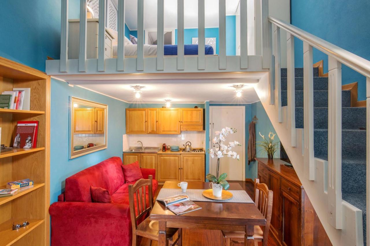 Apartment Navona Blue Rome
